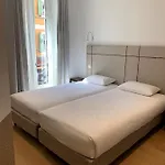 Ξενοδοχείο με διαμερίσματα Share 3*