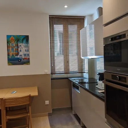 Appart hôtel Share 4*