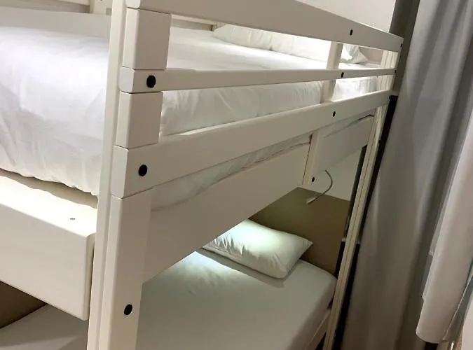 Apartmanhotel Share 3*